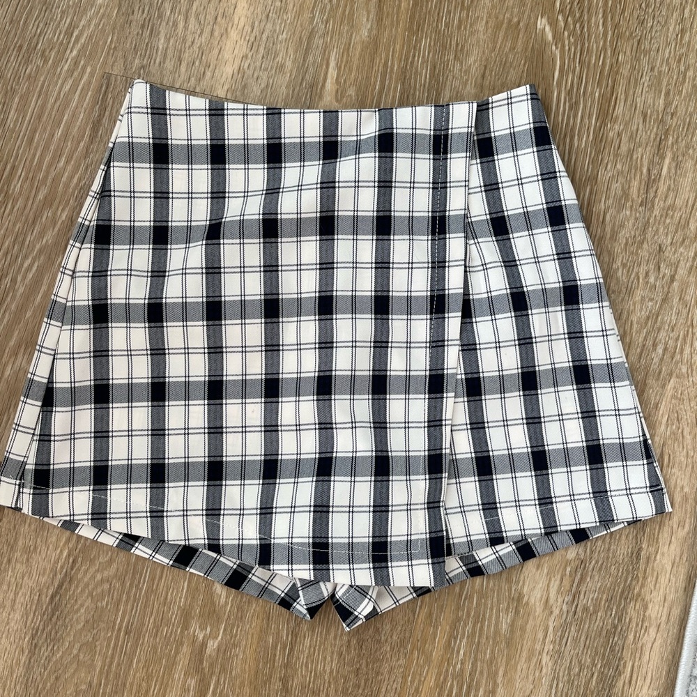 Princess polly skort